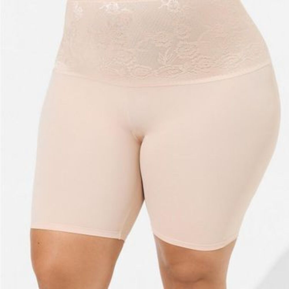 Microfiber High-Rise Short 360Â° Smoothing Panty